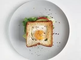 Мегабутерброд с яйцом